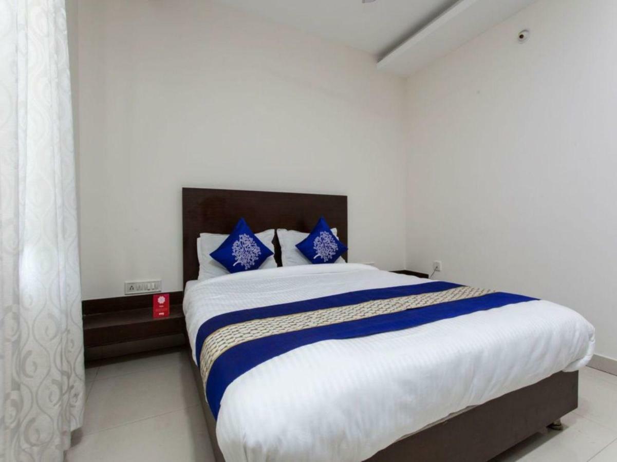 Hotel Maheshwari Avenue Ujjain Buitenkant foto